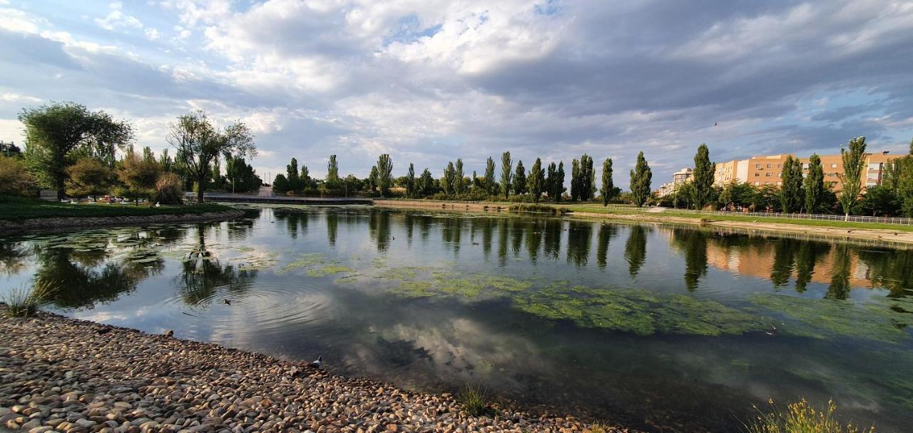 Residencial En Madrid Alquiler De Corta Estancia No Turistico Екстер'єр фото