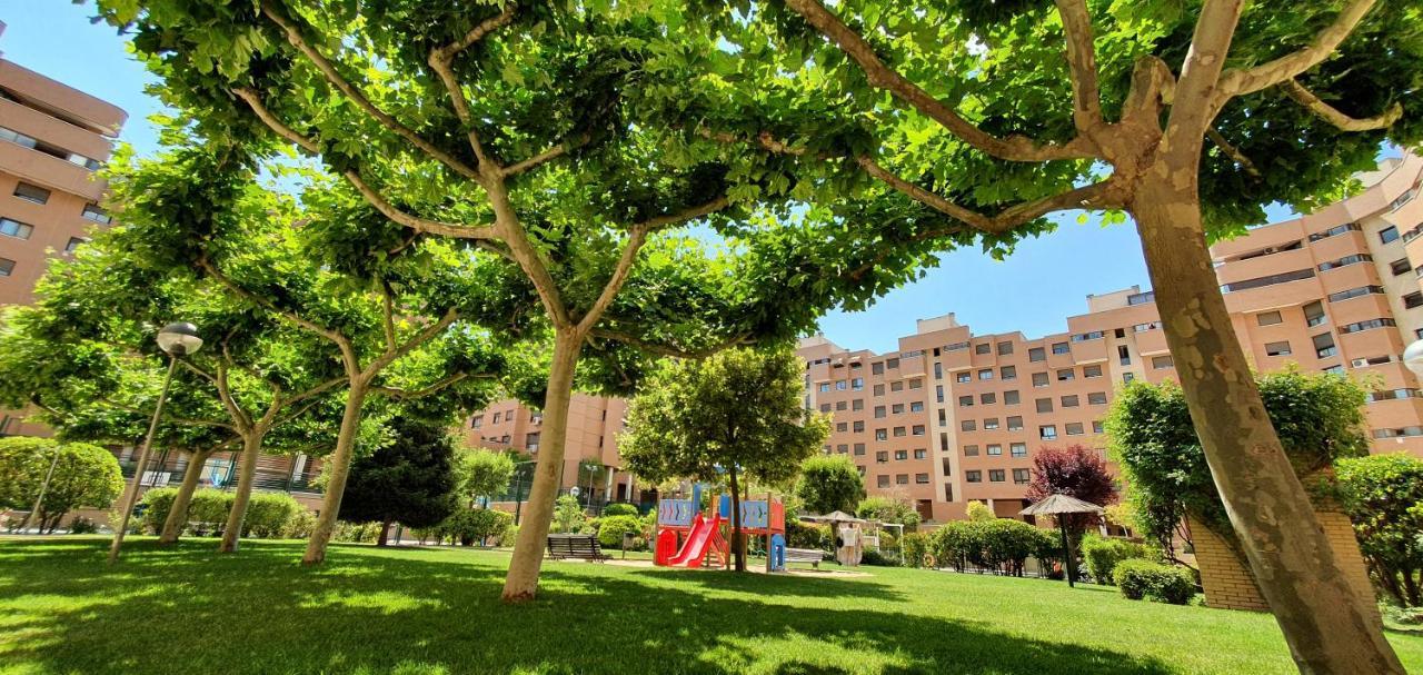 Residencial En Madrid Alquiler De Corta Estancia No Turistico Екстер'єр фото